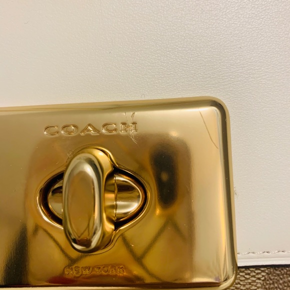 Coach shoulder bag - Picture 4 of 7